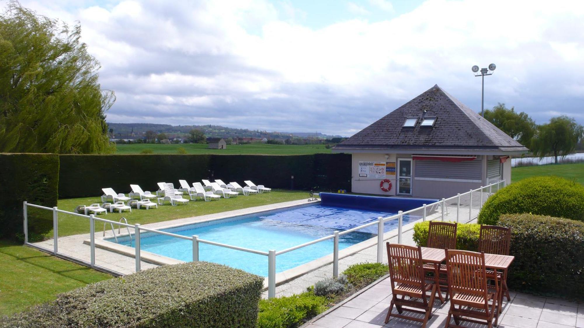 Kyriad Deauville - St Arnoult Saint-Arnoult  Exterior foto