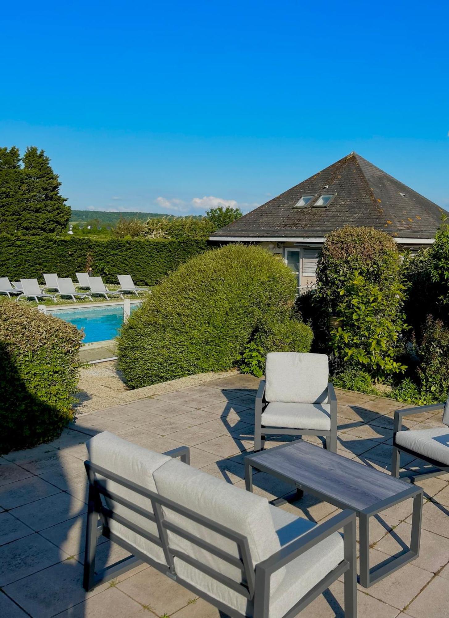 Kyriad Deauville - St Arnoult Saint-Arnoult  Exterior foto