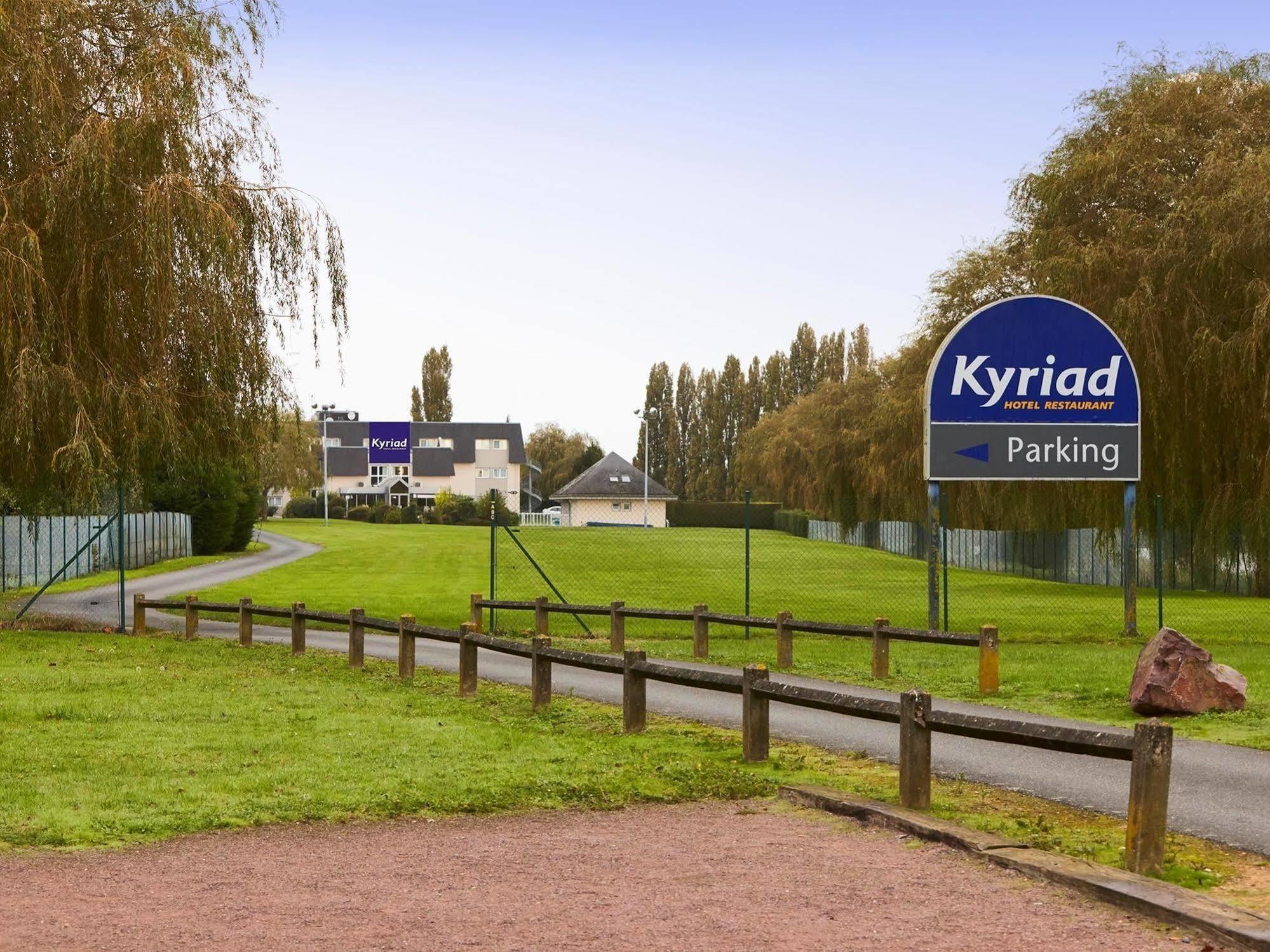 Kyriad Deauville - St Arnoult Saint-Arnoult  Exterior foto